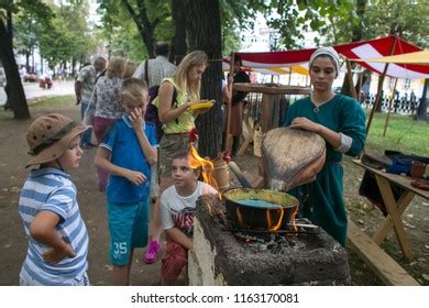 Clujnapoca Romania July 9 2016 People Stock Photo 450726667 Shutterstock