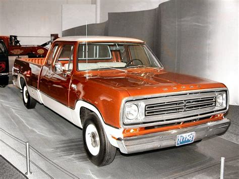 1973 Dodge D100 Club Cab Old Dodge Trucks Dodge Trucks Dodge Pickup