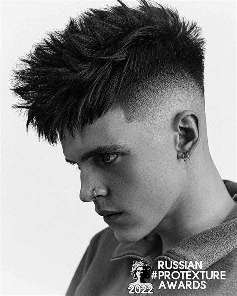 2022 Hairstyles For Men With Thick Hair