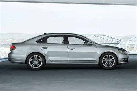 2014 Volkswagen Passat Specs, Price, MPG & Reviews | Cars.com