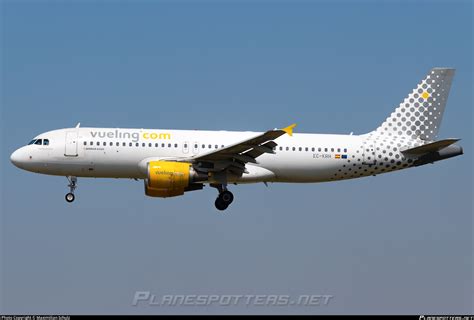 Ec Krh Vueling Airbus A Photo By Maximilian Schulz Id