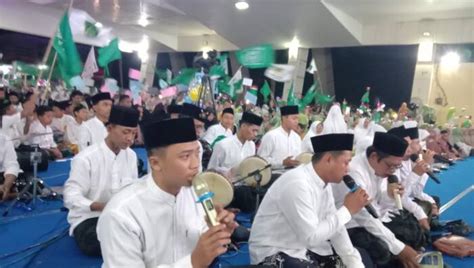 Sholawat Menggema Di Balai Rakyat Hsn Meriah Bupati Enos Beri