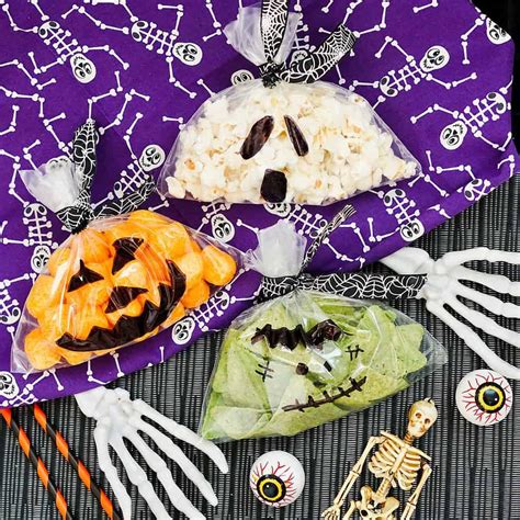 DIY Halloween Treat Bags - Big Family Blessings