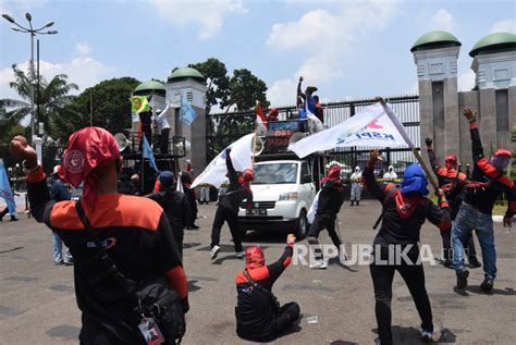 Jutaan Buruh Berencana Mogok Nasional Ini Kata Apindo Republika Online