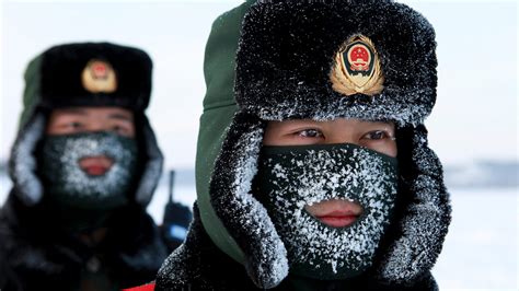 China enfrenta frio mais intenso em meio século