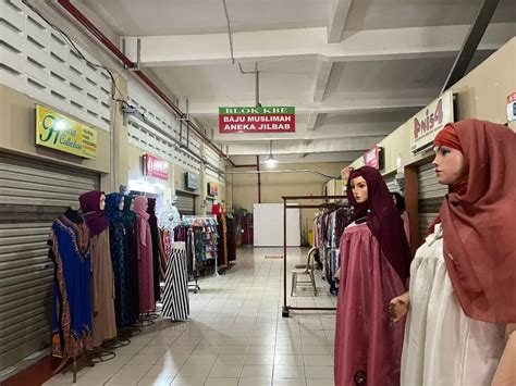 Mendekati Lebaran Toko Baju Di Pasar Ini Mati Suri” Apa Penyebabnya