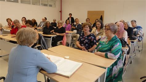 godina mature prve generacije medicinske škole u Travniku FOTO Hronika ba