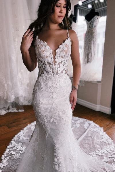 Modern Long Mermaid V Neck Tulle Lace Open Back Wedding Dresses