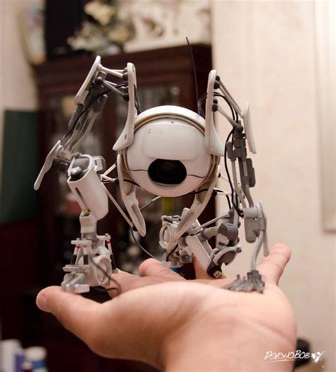 Fan Made Portal 2 Atlas Figure Gadgetsin