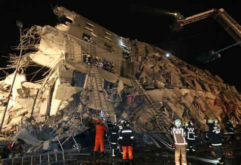 Earthquake Topples 17 Storey Building In Taiwan Construction Week Online