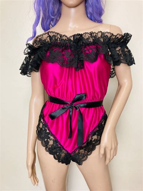 Beautiful Vintage 80s Lingerie Gem