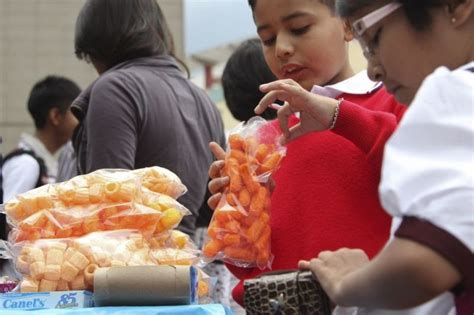 El Senado Prohíbe La Venta De Alimentos Ultraprocesados Cerca De Las