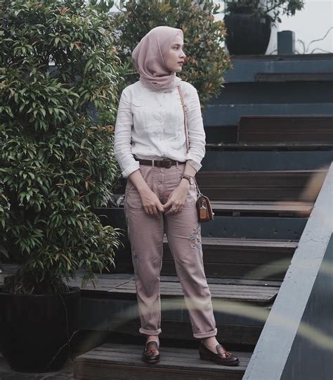 OOTD Hijab Kekinian Untuk Kuliah Super Kasual Kece Mama Ceria