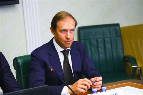 Подготовку к «правительственному часу» о мерах поддержки отраслей ...