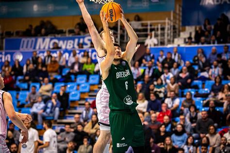 El Breogán gana al campeón y se cita con el Pinar Karsiyaka en la