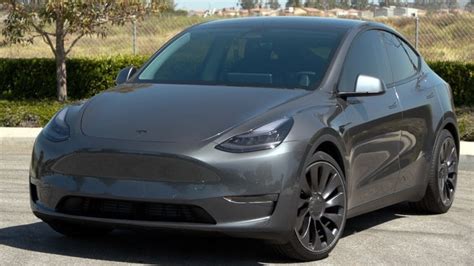 Tesla Model Y Price Comparison - Kelley Blue Book