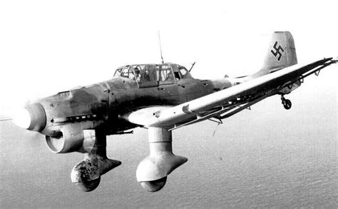 Junkers Ju 87 StuKa Sturzkampfflugzeug Photos History Specification