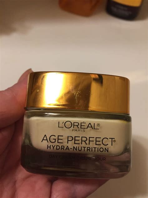 L Oreal Paris Age Perfect Hydra Nutrition Day Cream Reviews In Anti