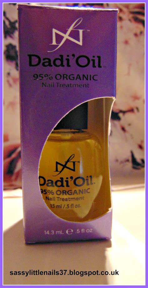 Sassylittlenails Dadi Oil Organic Nail Treatment Review