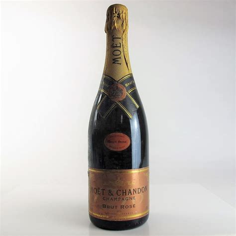 Moet & Chandon Brut Rose NV Champagne | Wine Auctioneer