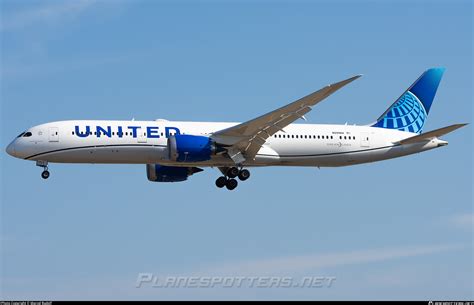 N United Airlines Boeing Dreamliner Photo By Marcel Rudolf