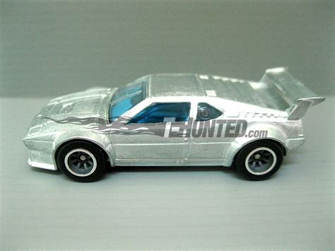 T Hunted Um novo Mercedes da Hot Wheels a Ford Econoline da Gas Monkey Garage e um inédito BMW