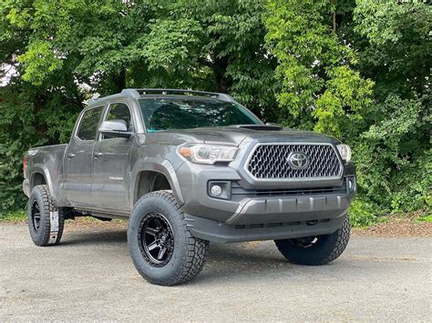 Toyota Tacoma Grey Fuel Off Road Kicker 6 D697 Wheel Front