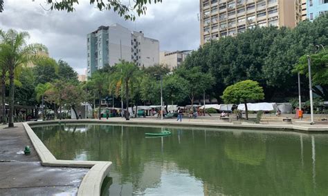 É hora de festa Praça Sáenz Peña chega aos 112 anos comemorando