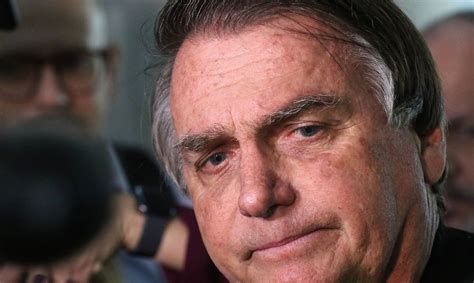 TSE marca para a próxima semana julgamento de ações contra Bolsonaro