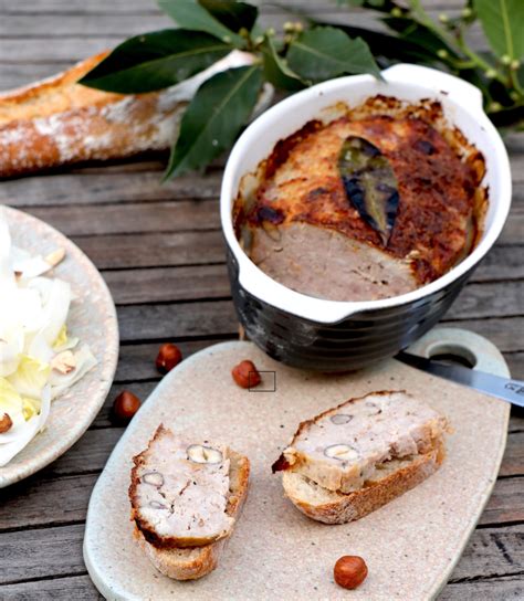 Terrine de faisan à lArmagnac et aux noisettes