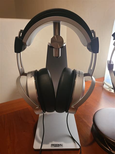 Pioneer Se Monitor5 Pioneer S High End Closed Back Headphone Reviews And Discussion Head