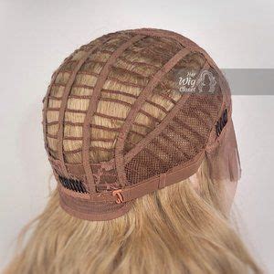 Her Wig Closet Accessories Honey Blonde Wavy Lace Wig Bianca Poshmark