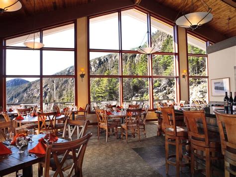 The Incredible Cliffside Restaurant In Vermont That Will Make Your