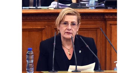 Елена Гунчева: Няма да подкрепя Асен Василев за правителство