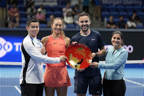 Zheng Qinwen Defeats Wild Card Sofia Kenin To Win In Tokyo And Clinch