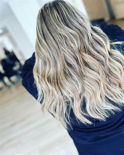 35 Light Ash Blonde Highlights Hair Color Ideas For Short And Long Hair