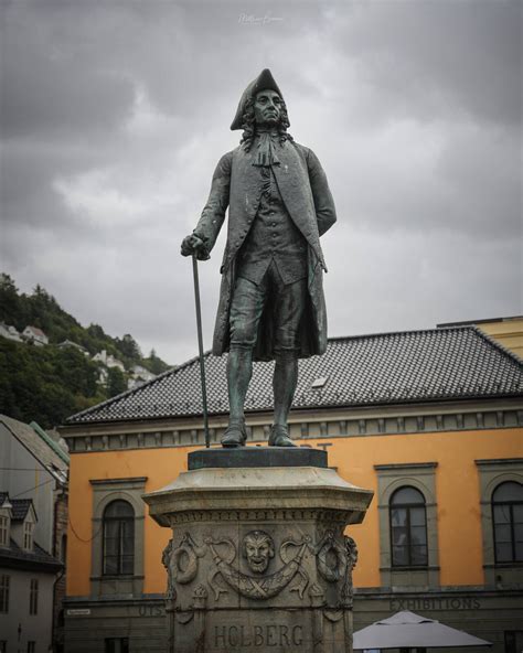 Image of Bergen Market Square by Mathew Browne | 1042509