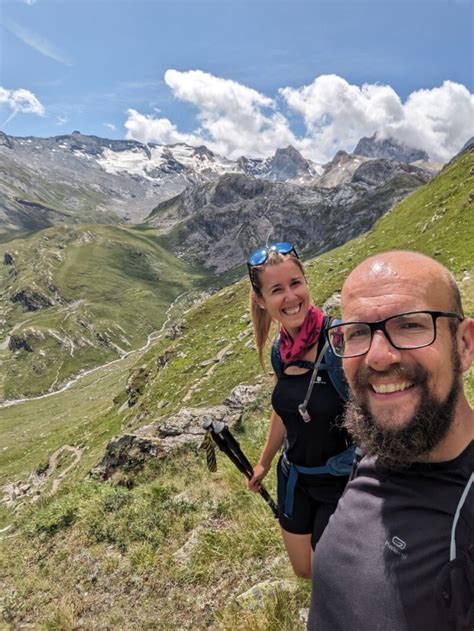 Facile escursione al Rifugio Benevolo in Val di Rhêmes Bagaglio Leggero