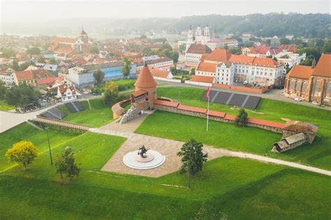 Premium Photo | Kaunas castle on field