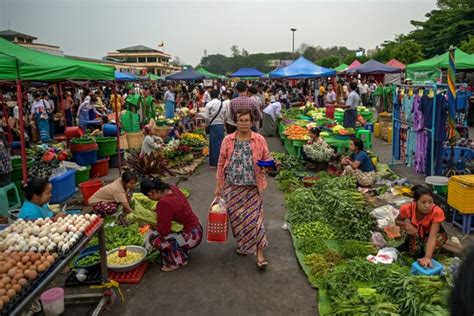 Myanmar’s economy in crisis due to civil war, UNDP finds - The ...