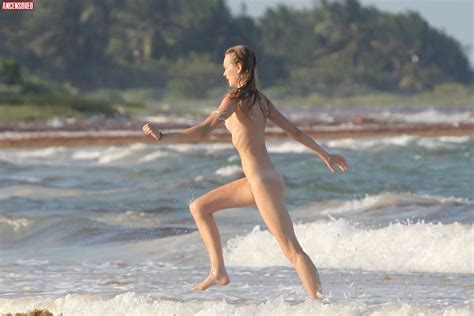 Naked Candice Swanepoel Added By DragonRex