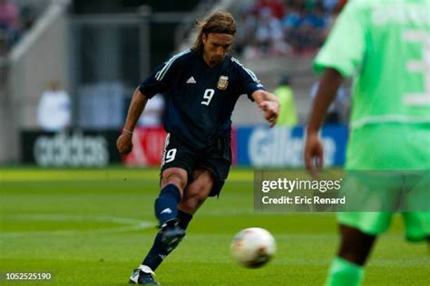 262 Batistuta 2002 Photos And High Res Pictures Getty Images