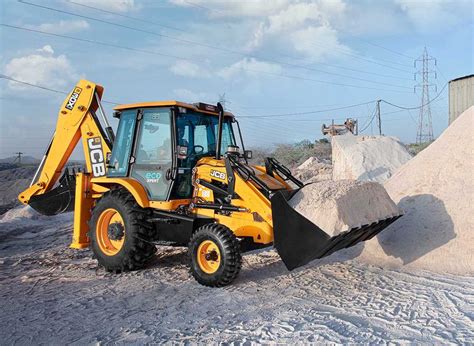 Backhoe Loaders | Road Construction Equipment | JCB.com