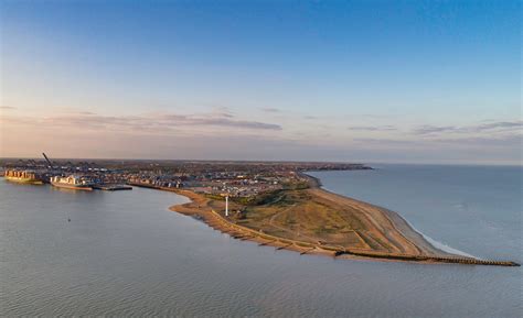 Felixstowe Dockers: Port Of Felixstowe By Neil Boyle