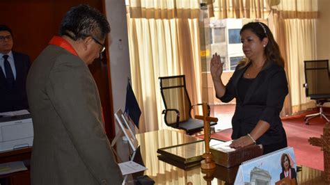 Presidente de la Corte tomó juramento a la magistrada Cecilia Acevedo