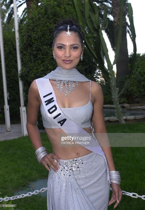 Lara Dutta • Miss Universe 2000 : r/BollywoodFashion