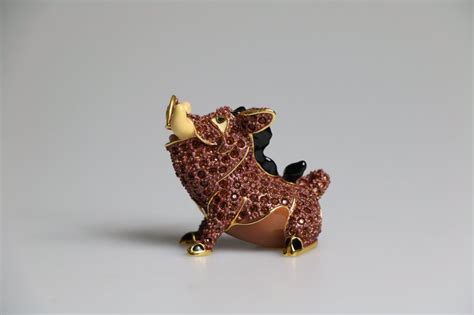 Arribas x Swarovski Disney Jeweled Pumba Figure Métal émaillé