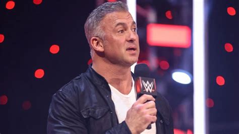 Jim Ross Shane Mcmahon à Laew Cest Tellement Fou Que ça Pourrait