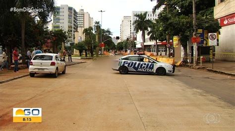 Homem é preso suspeito de matar morador de rua após briga por cantoria