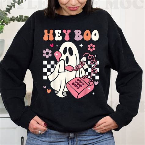 Hey Boo Groovy Cute Ghost Funny Halloween Mens Womens Gem